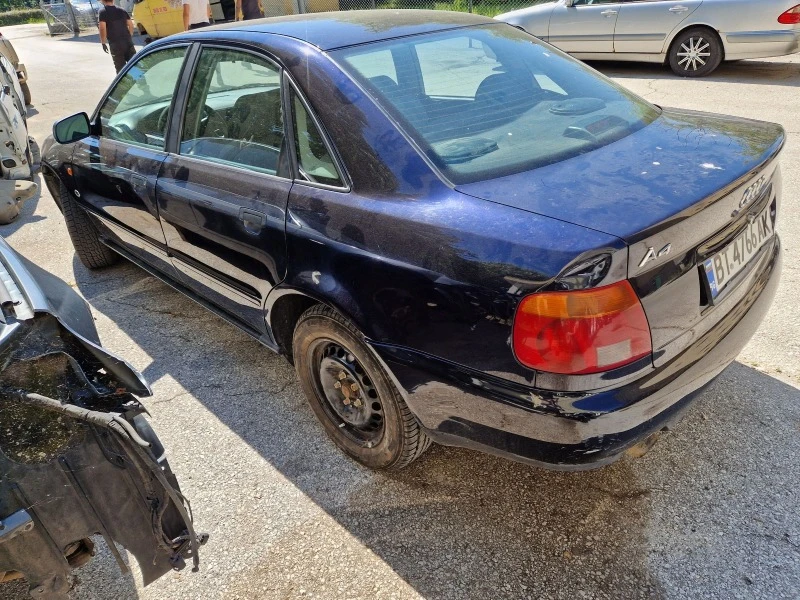 Audi A4 1.8 i, снимка 6 - Автомобили и джипове - 46009724