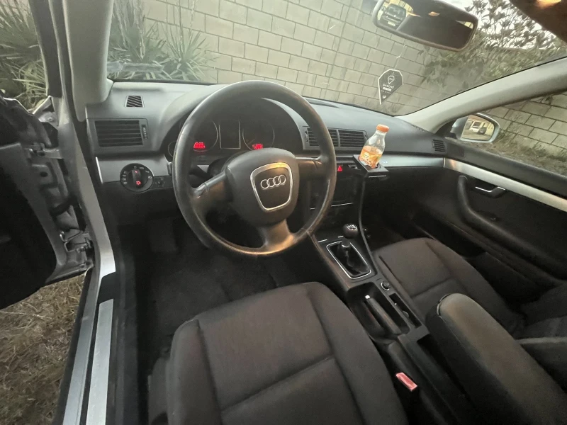 Audi A4 2.0 TDI , снимка 13 - Автомобили и джипове - 47334105