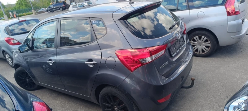 Hyundai Ix20 1.6 CRDi, снимка 5 - Автомобили и джипове - 46952696