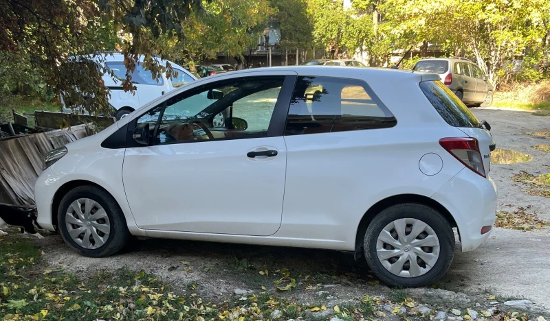 Toyota Yaris, снимка 3 - Автомобили и джипове - 49440725