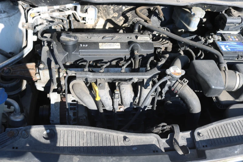 Hyundai I20 1.2i, снимка 10 - Автомобили и джипове - 49090379