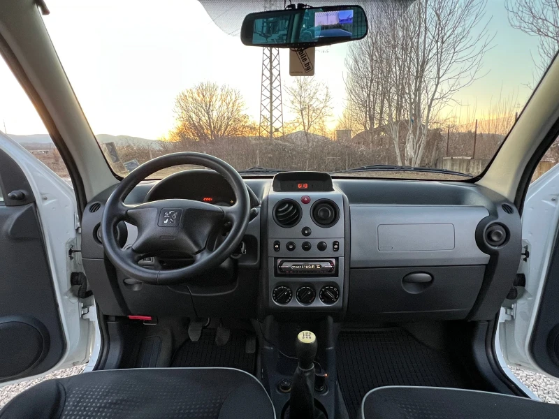 Peugeot Partner 1.6 HDI, снимка 13 - Автомобили и джипове - 49533709