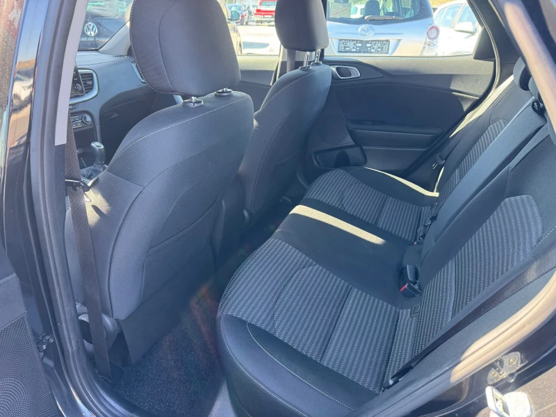 Kia XCeed 1.5 TGi, снимка 11 - Автомобили и джипове - 52263994