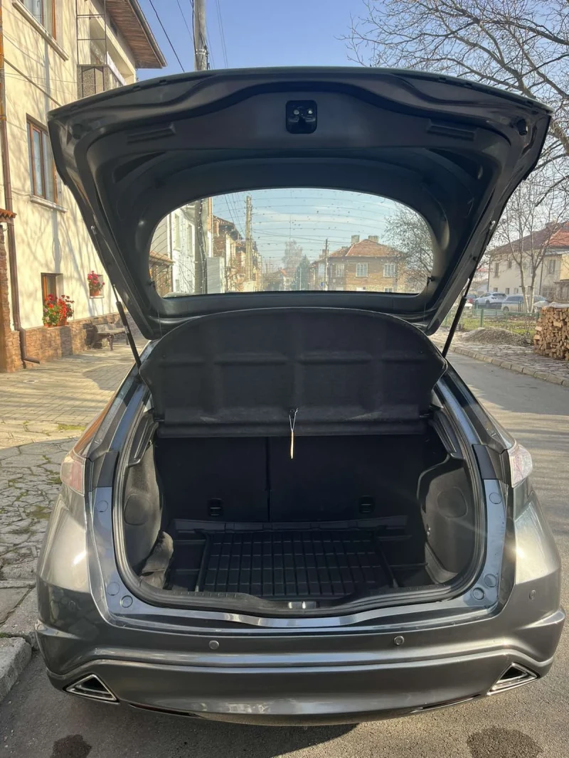 Honda Civic 1, 8vtec Facelift , снимка 10 - Автомобили и джипове - 52698592