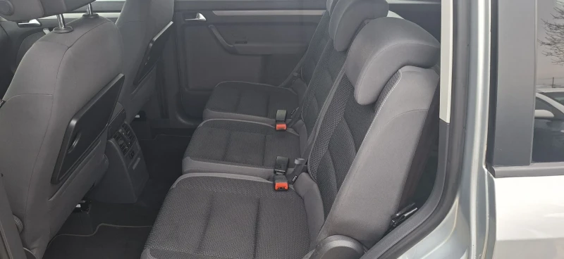 VW Touran 7-МЕСТА 6 СК., снимка 6 - Автомобили и джипове - 52857075