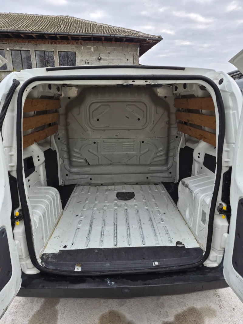 Citroen Nemo 1.4 HDI, снимка 8 - Автомобили и джипове - 53128434