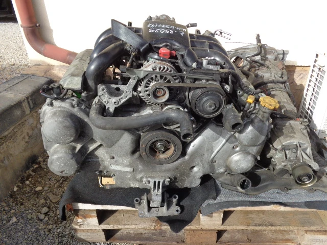 Subaru Outback 3.6 i Automatic, снимка 14 - Автомобили и джипове - 52097070