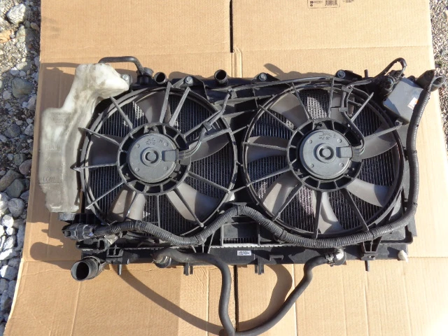 Subaru Outback 3.6 i Automatic, снимка 4 - Автомобили и джипове - 52097070