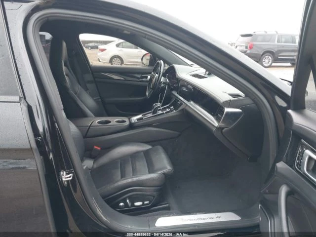 Porsche Panamera 4* ПОДГРЕВ* ОБДУХВАНЕ* ПАНОРАМА* NAVI* LED* , снимка 5 - Автомобили и джипове - 54970927