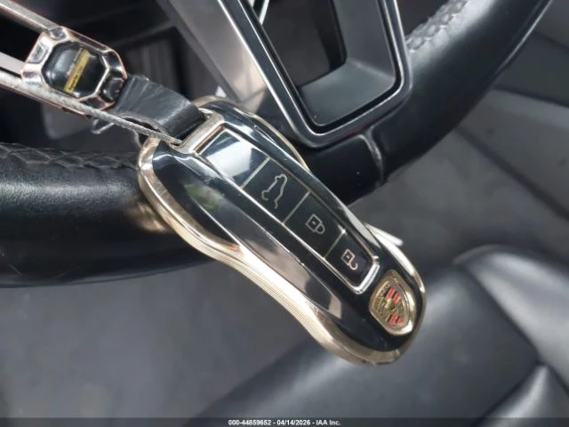 Porsche Panamera 4* ПОДГРЕВ* ОБДУХВАНЕ* ПАНОРАМА* NAVI* LED* , снимка 10 - Автомобили и джипове - 54970927