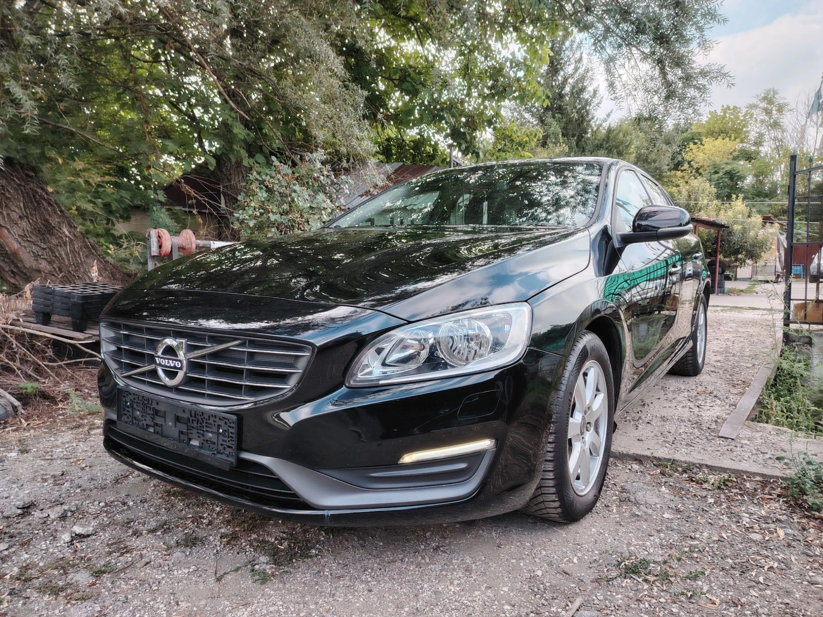 Volvo V60 1.6 HDI FACELIFT, снимка 1