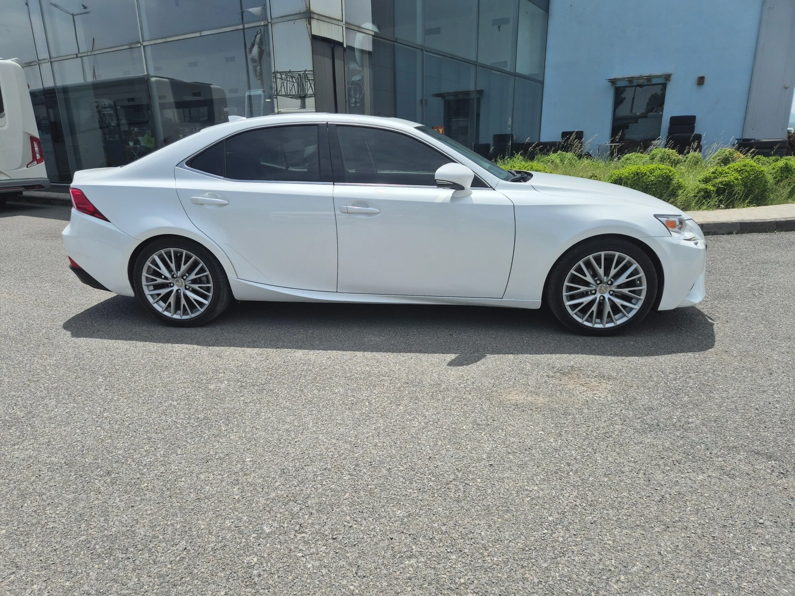 Lexus IS 250AWD - изображение 4