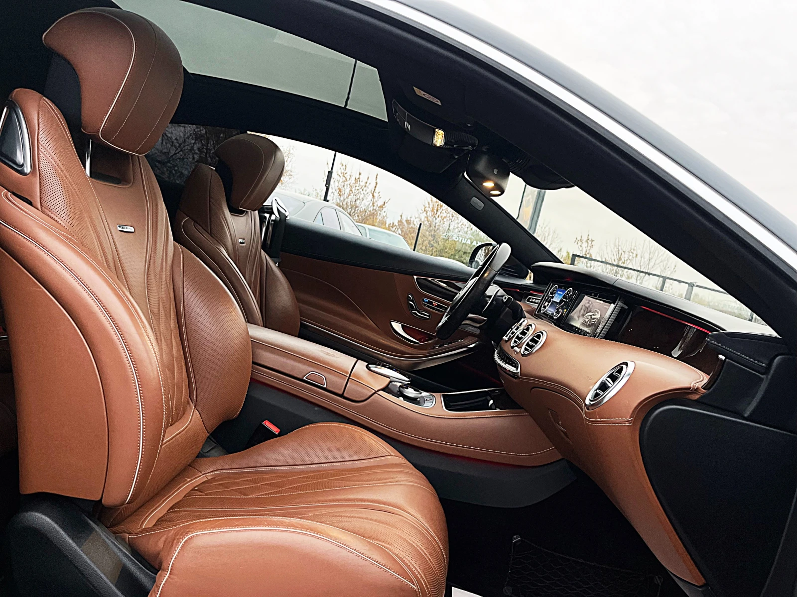 Mercedes-Benz S 63 AMG COUPE-DISTRONIK-PANORAMA-BURMEDTER-HEAD UP-FUL FUL | Mobile.bg — изображение 12