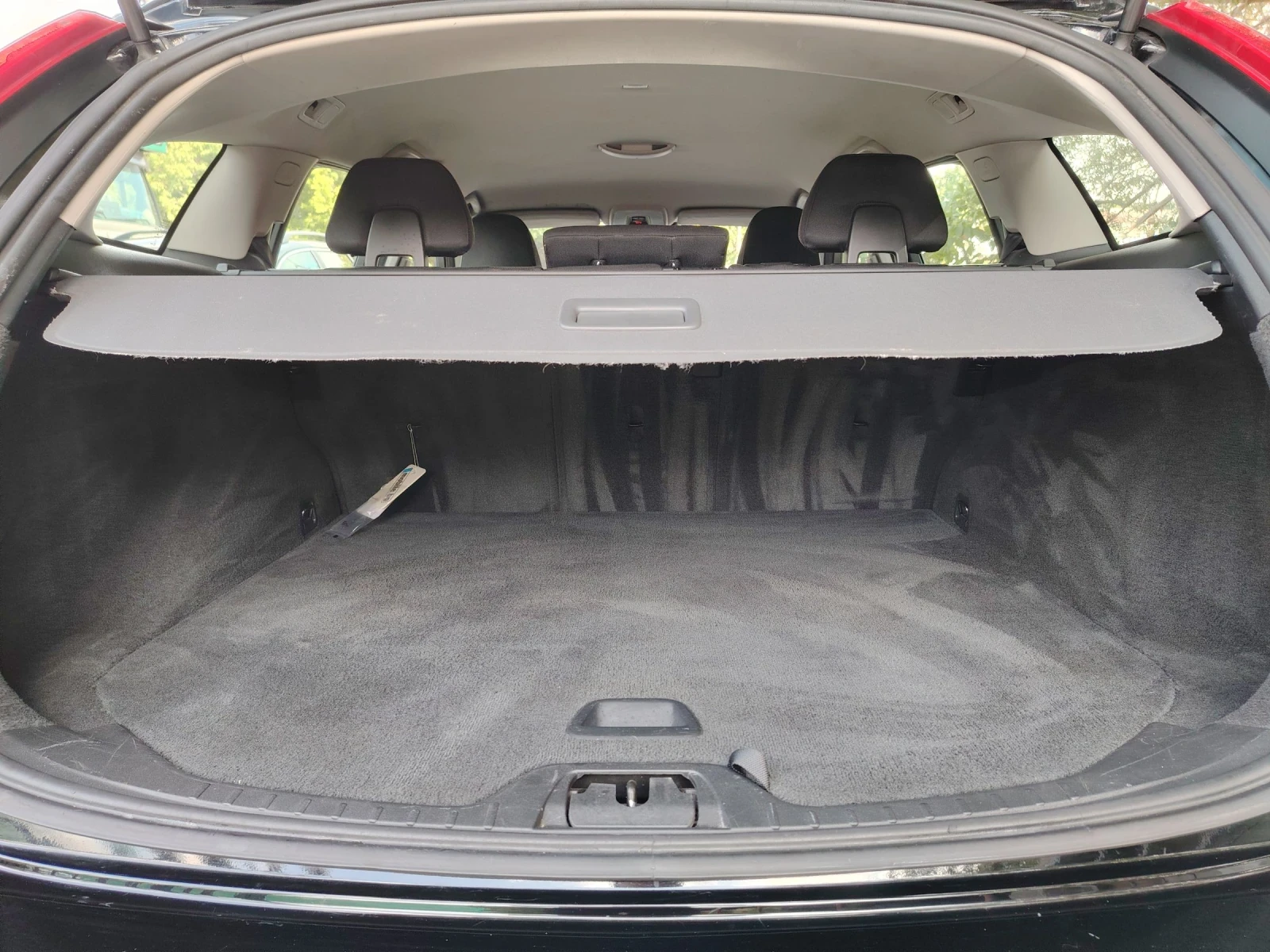 Volvo V60 1.6 HDI FASELIFT - изображение 8