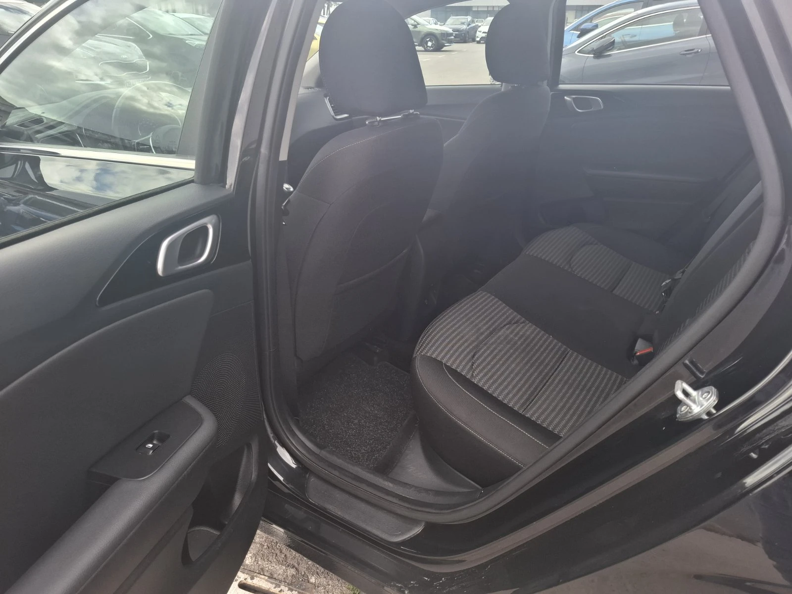 Kia Ceed 1.5 T-gdi EX  | Mobile.bg   7