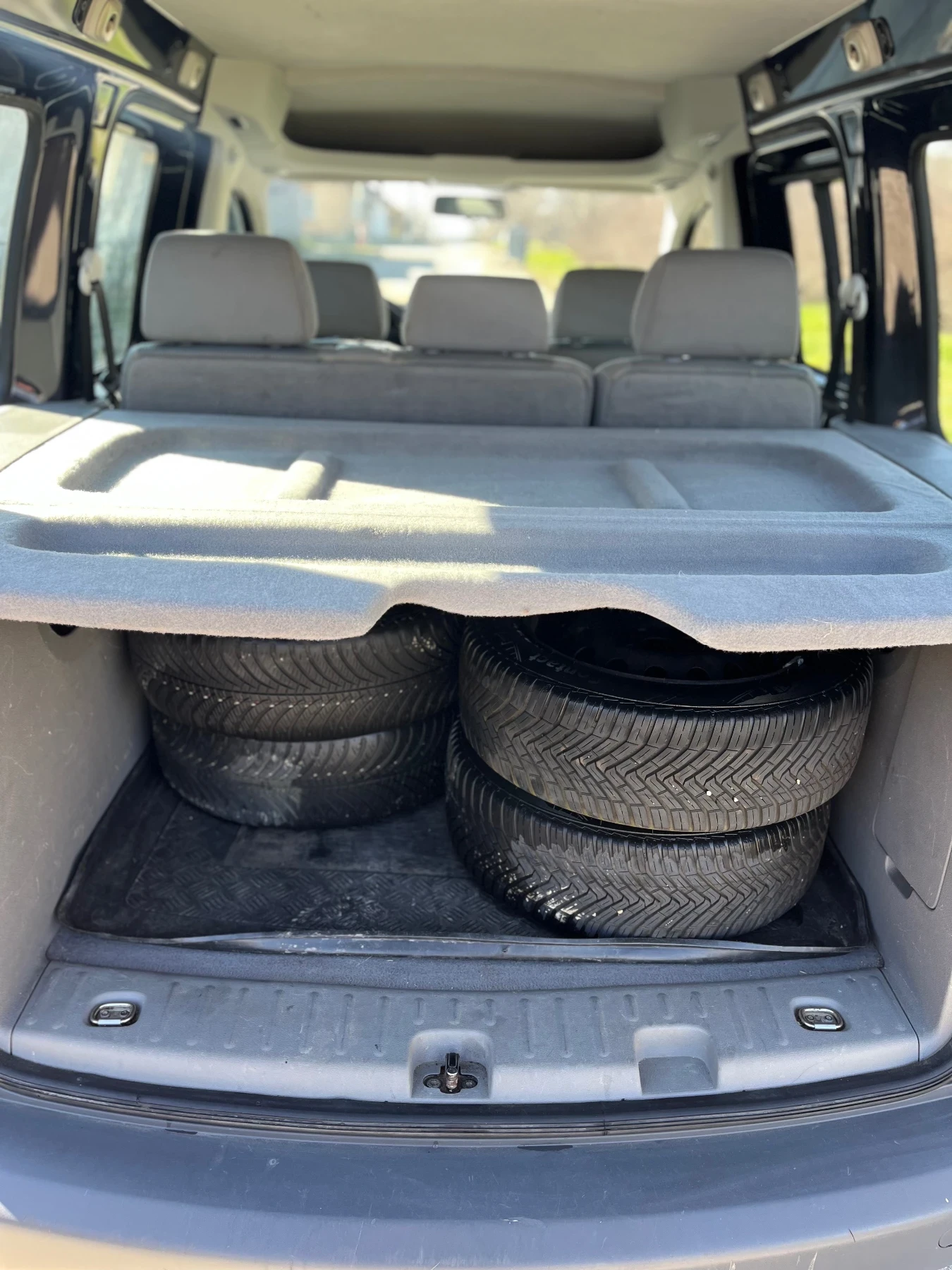 VW Caddy 2.0 бензин-метан, снимка 7 - Автомобили и джипове - 53611957