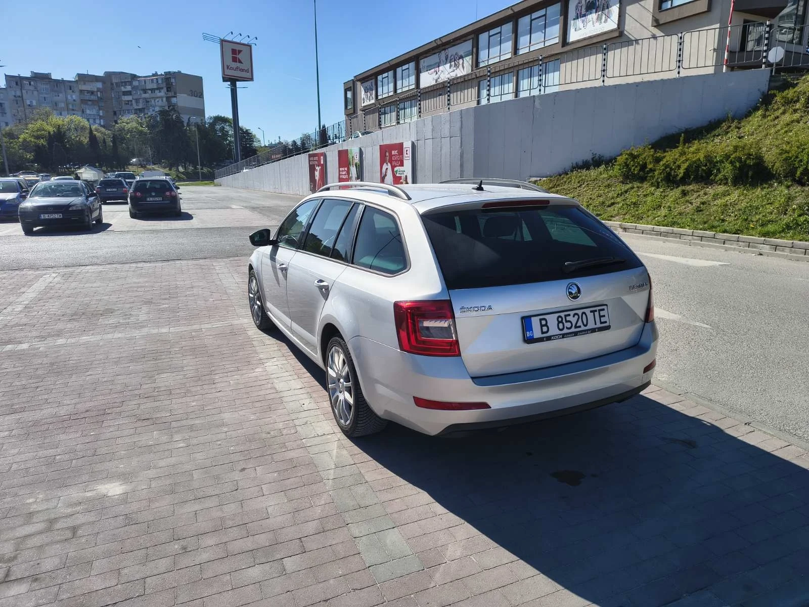 Skoda Octavia, снимка 3 - Автомобили и джипове - 54324773