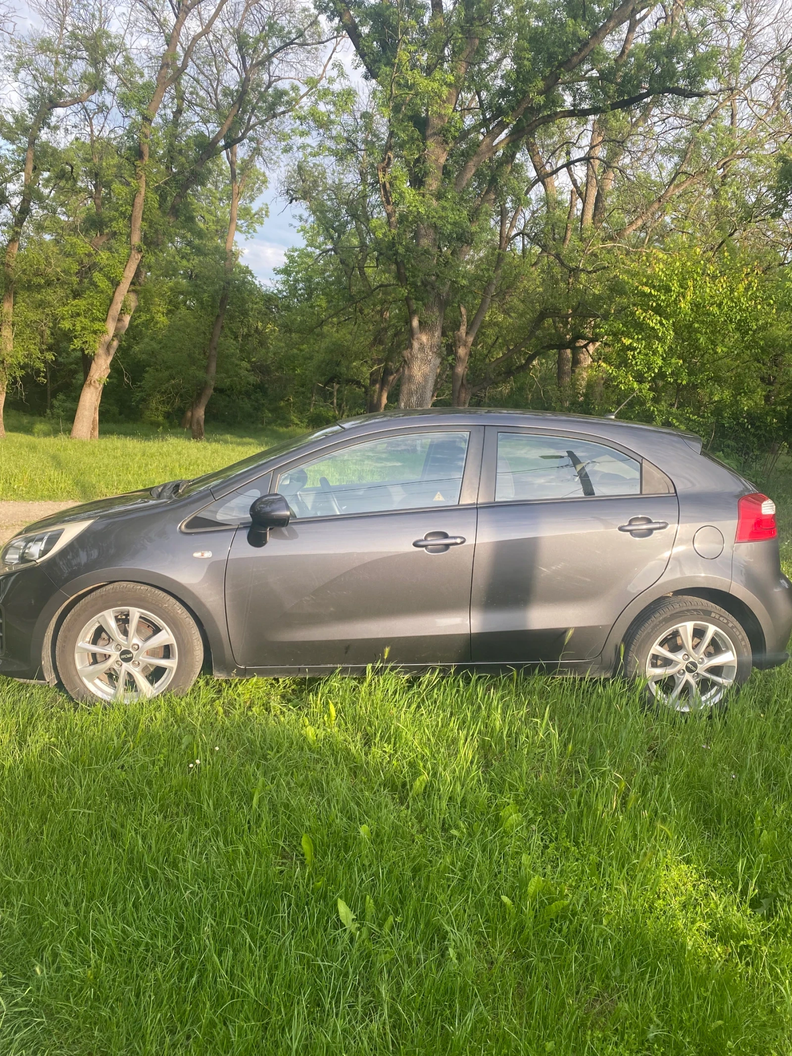 Kia Rio, снимка 4 - Автомобили и джипове - 54610447
