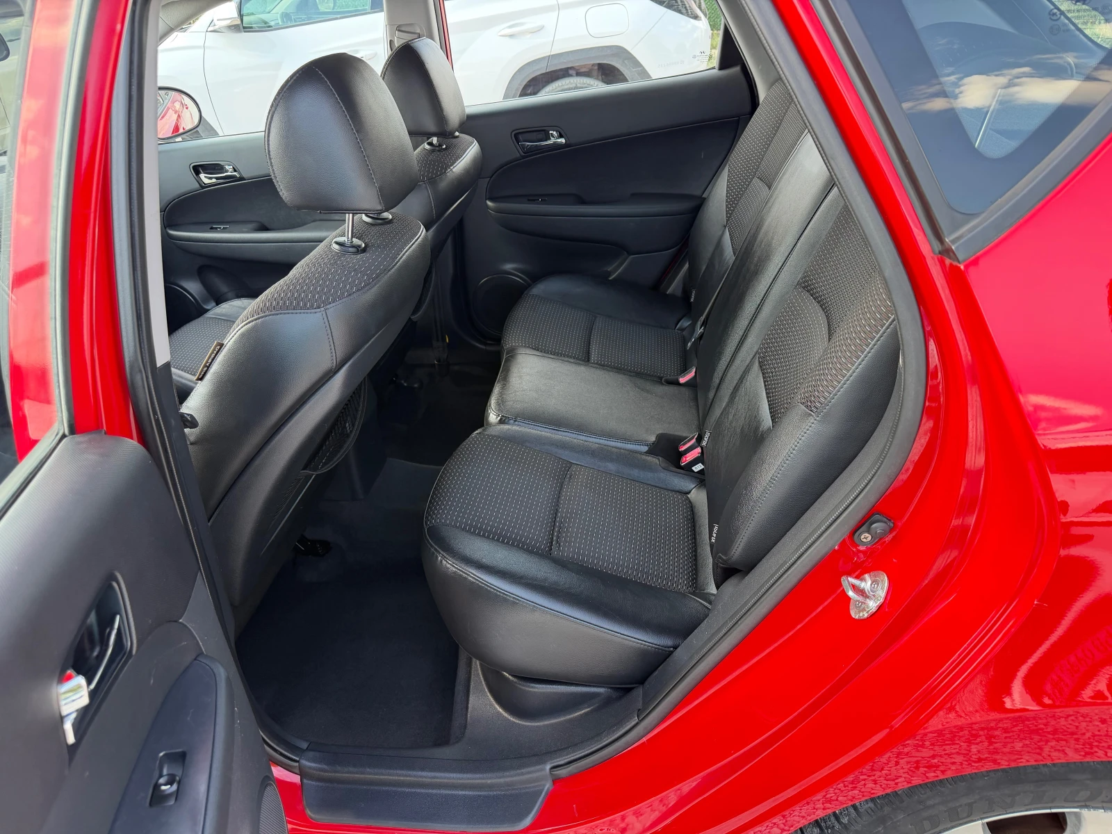 Hyundai I30 1.6i | Mobile.bg � ����������� 9