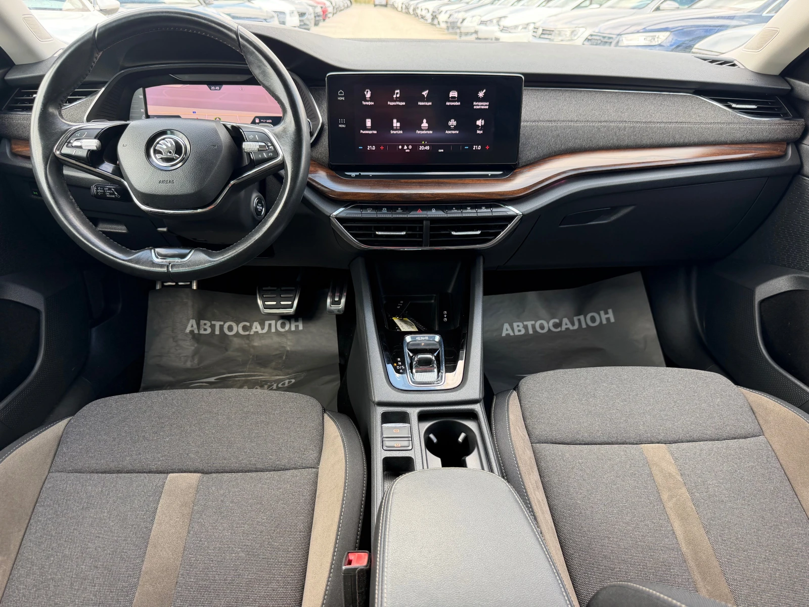 Skoda Octavia SCOUT 2.0TDI 4x4 DIGITAL DIST FULL LED DSG , снимка 8 - Автомобили и джипове - 55281058