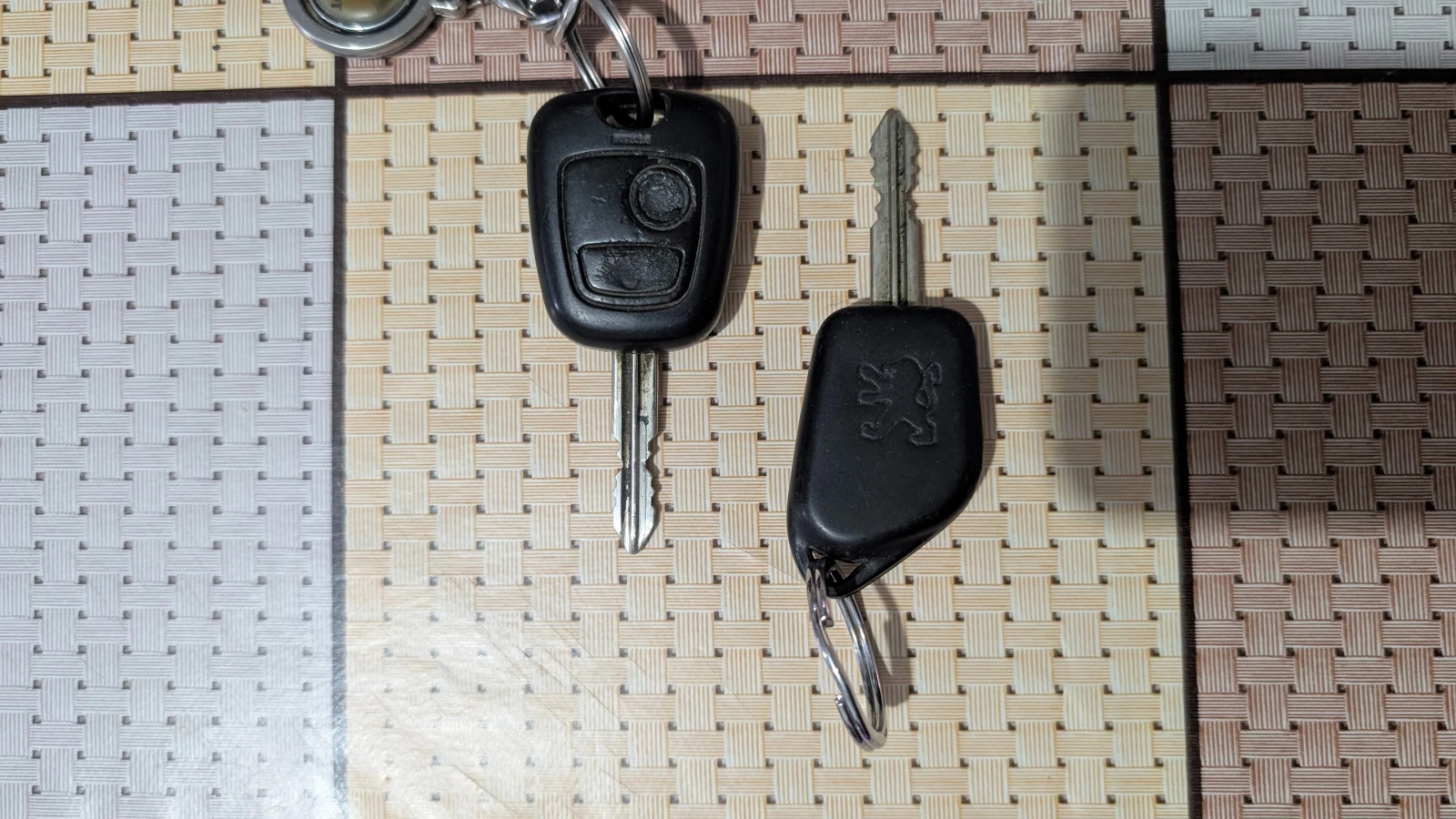 Peugeot Partner 2.0 HDI, снимка 17 - Автомобили и джипове - 55994080