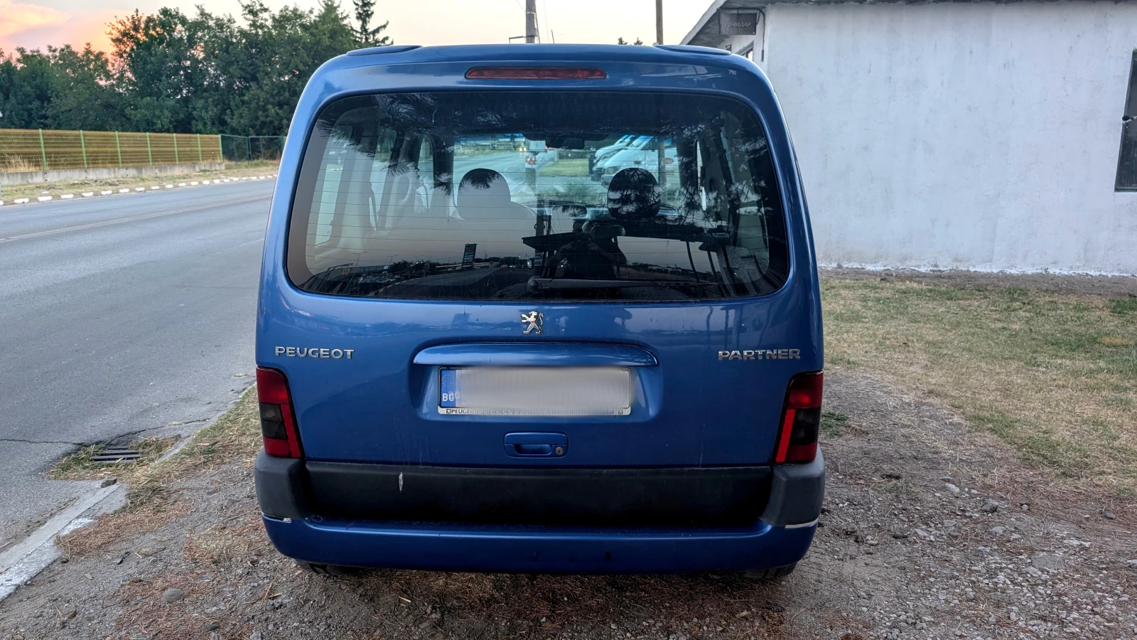 Peugeot Partner 2.0 HDI, снимка 3 - Автомобили и джипове - 55994080