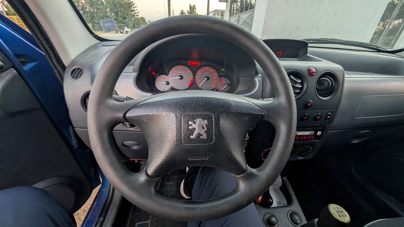 Peugeot Partner 2.0 HDI, снимка 9 - Автомобили и джипове - 55994080