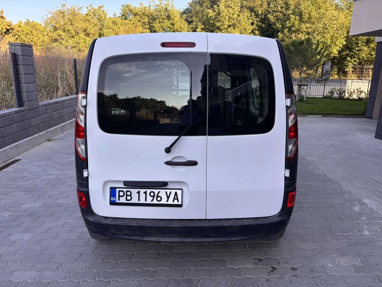 Renault Kangoo 1.5 DCI, снимка 4 - Автомобили и джипове - 56162738