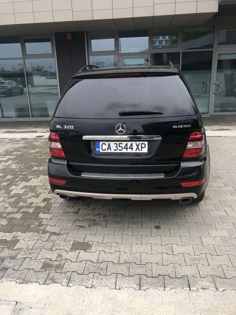 Mercedes-Benz ML 320 350 3.2CDI 4-matic bluetec, снимка 3 - Автомобили и джипове - 43256299