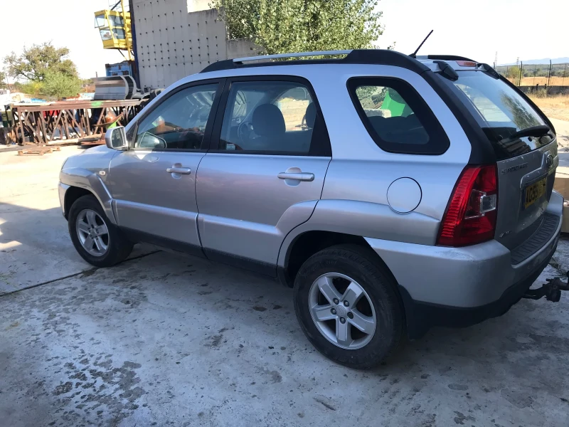 Kia Sportage, снимка 12 - Автомобили и джипове - 47833493