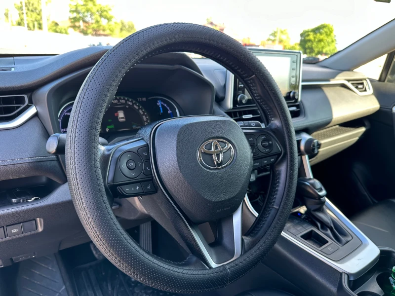 Toyota Rav4 2.5* HYBRID* ГАРАНЦИОНЕН* * * , снимка 16 - Автомобили и джипове - 48467572