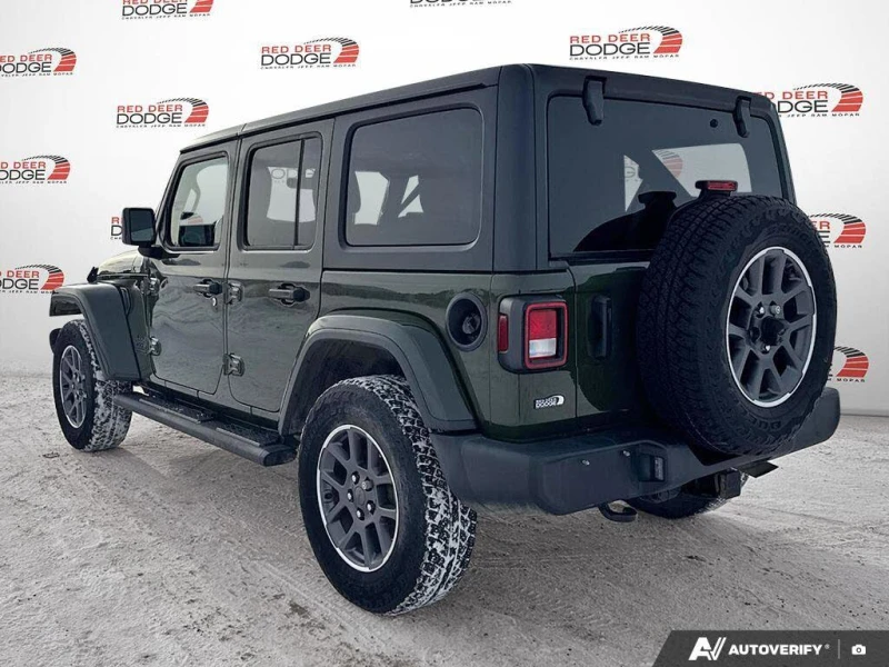 Jeep Wrangler Unlimited Sport * АвтоКредит* (ЦЕНА ДО БГ), снимка 3 - Автомобили и джипове - 53260052