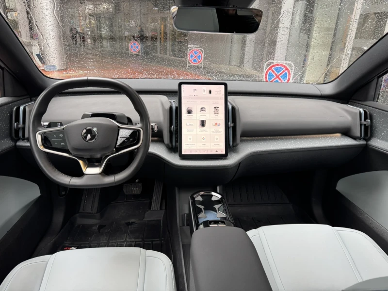 Volvo EX30, снимка 6 - Автомобили и джипове - 53262438