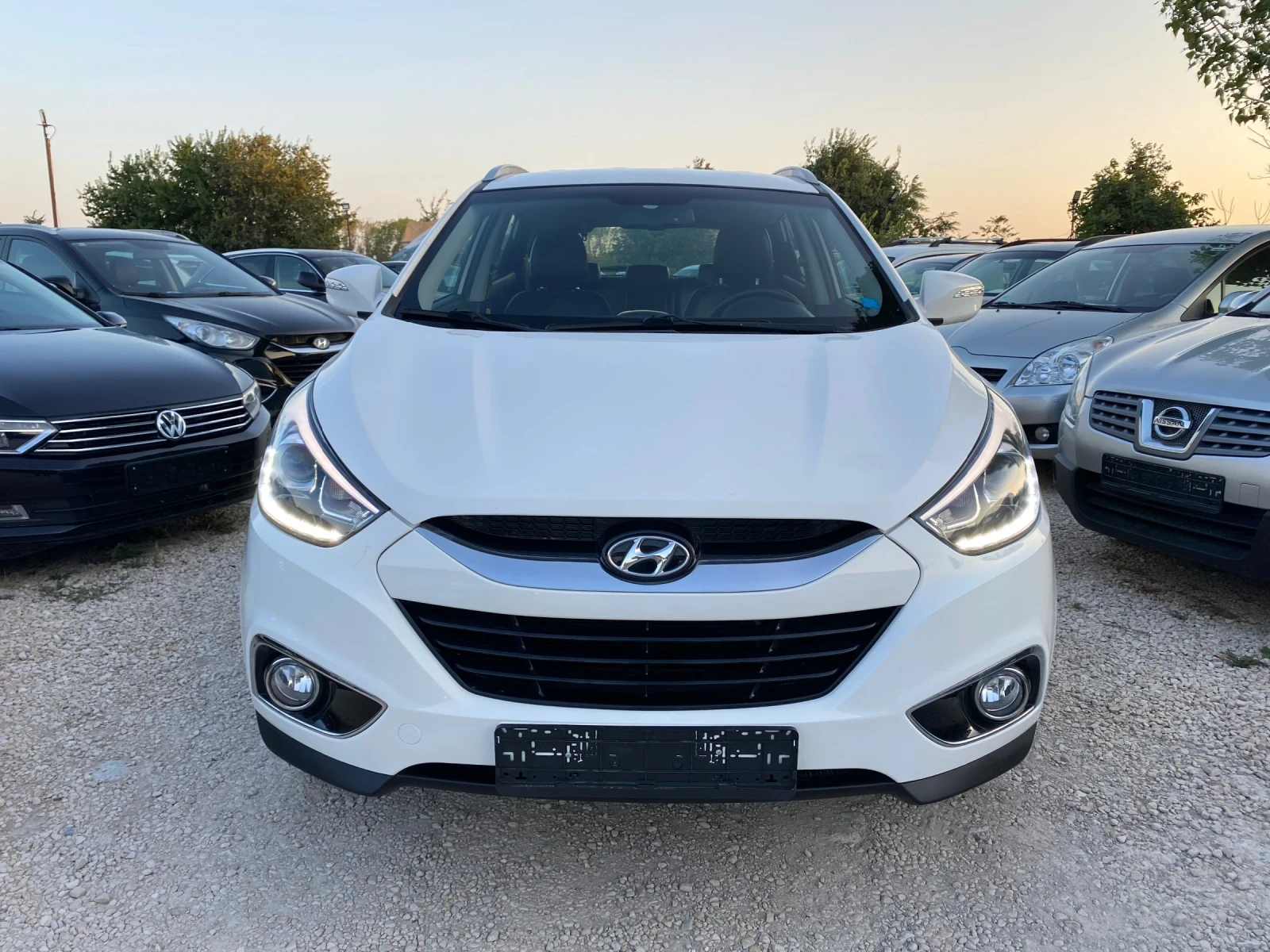 Hyundai IX35 1.7 CRDI KEYLESS-GO НАВИГАЦИЯ - изображение 2