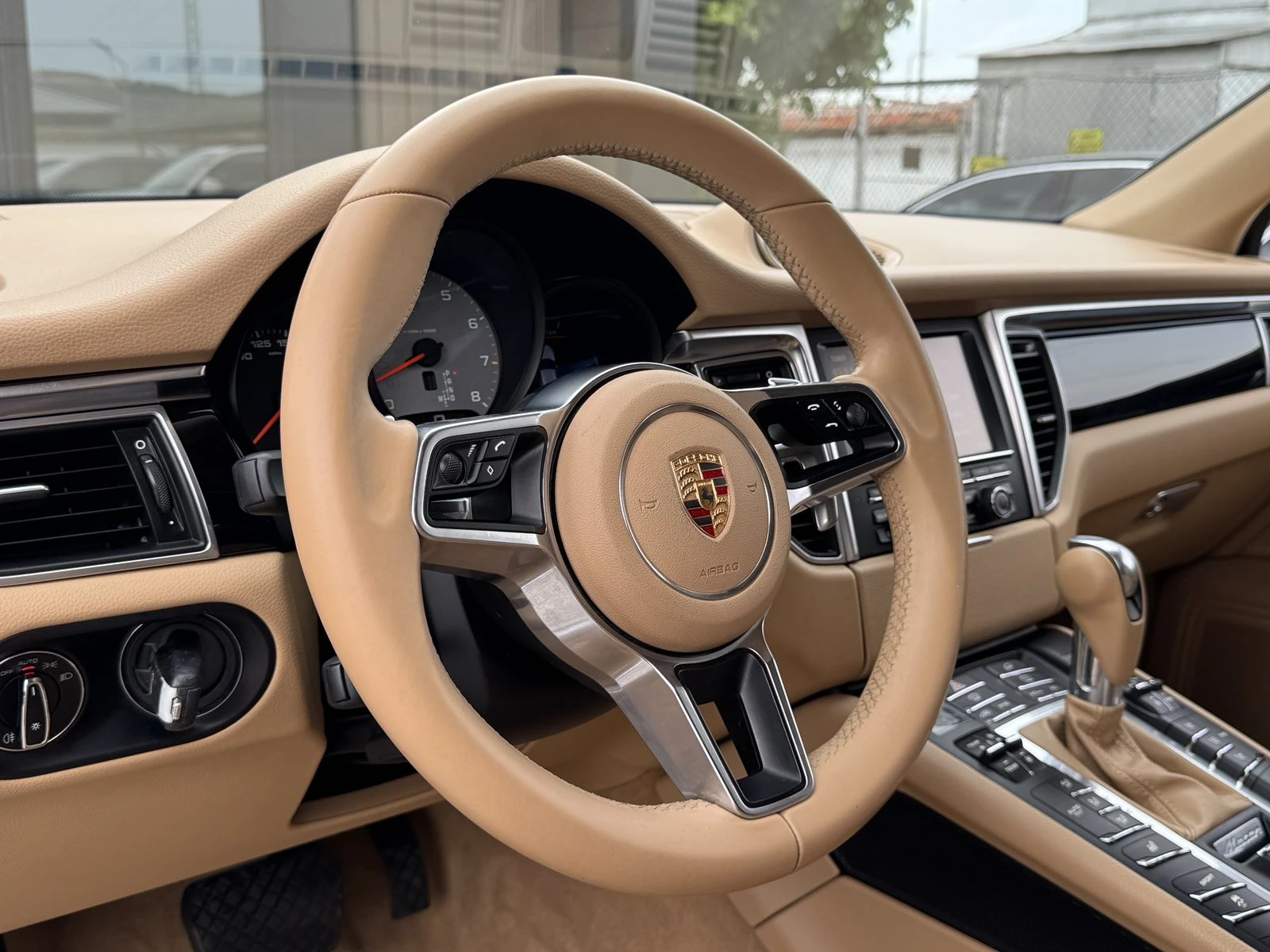 Porsche Macan S - изображение 10