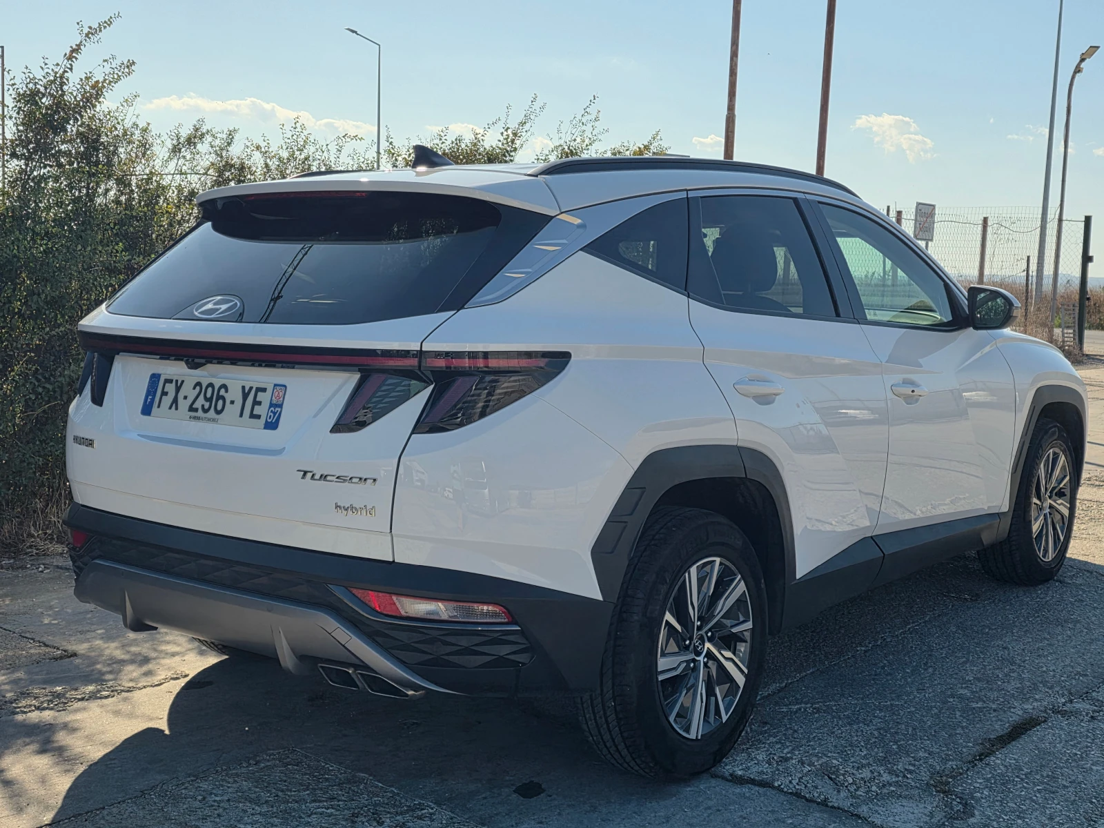 Hyundai Tucson 1.6 T-GDi 230ch Hybrid Creative 2броя - изображение 5