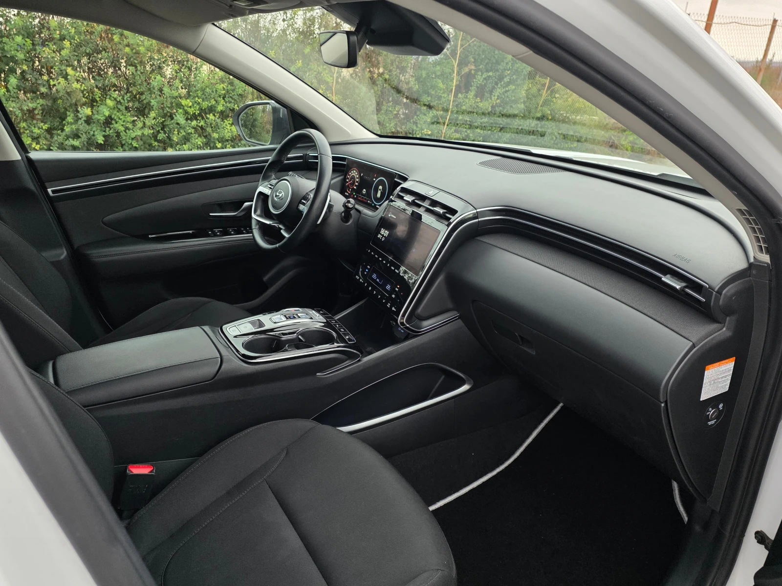 Hyundai Tucson 1.6 T-GDi 230ch Hybrid Creative 2броя - изображение 8