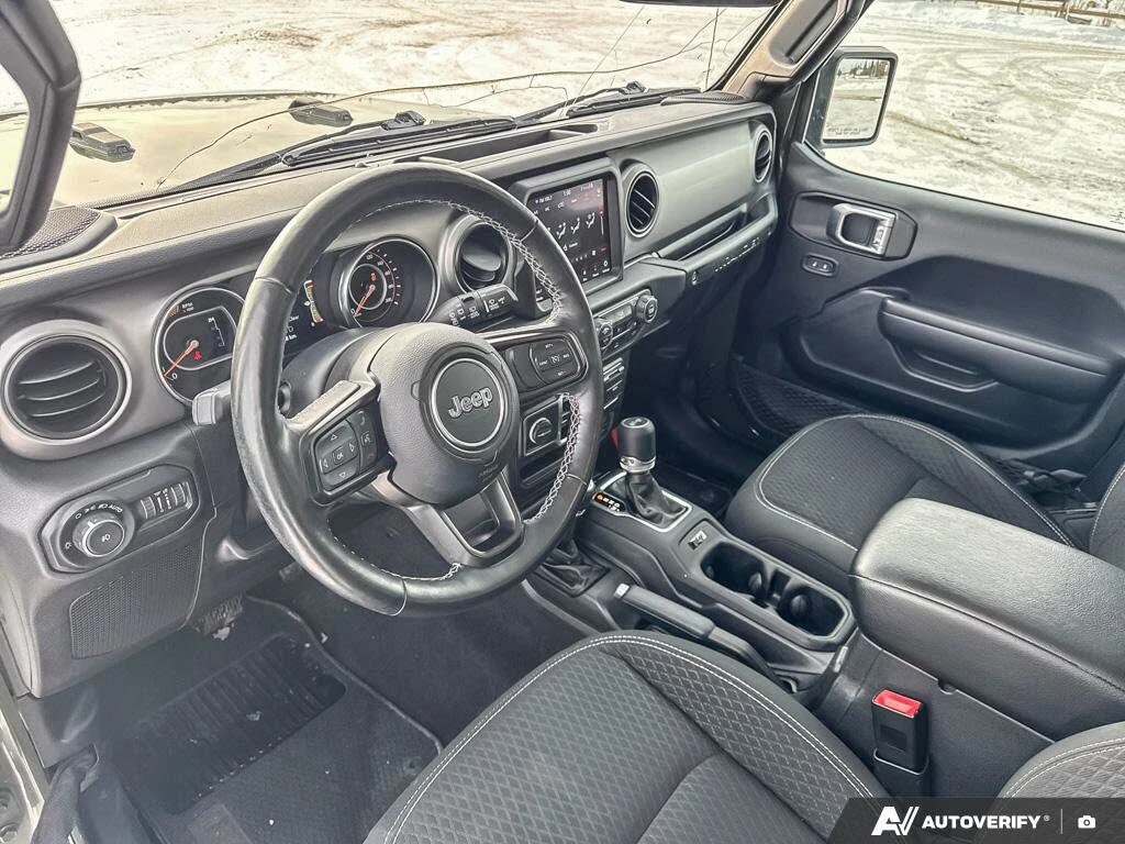 Jeep Wrangler Unlimited Sport * АвтоКредит* (ЦЕНА ДО БГ) - изображение 8