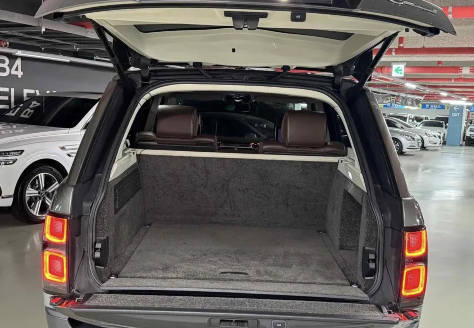 Land Rover Range rover FACELIFT RETROFIT/SV AUTOBIOGRAPHY/360/МАСАЖ/ОБДУХ, снимка 5 - Автомобили и джипове - 54135972