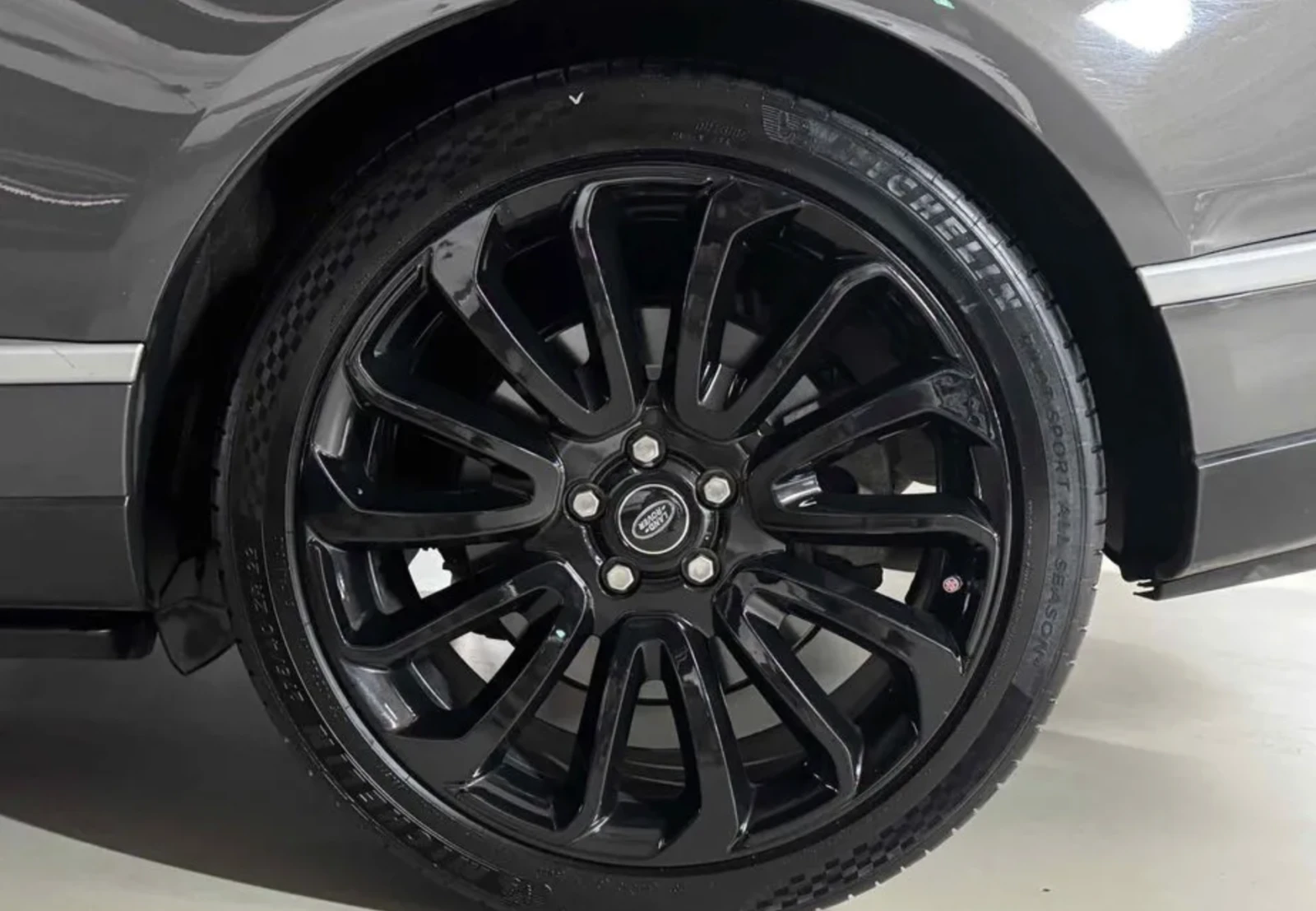 Land Rover Range rover FACELIFT RETROFIT/SV AUTOBIOGRAPHY/360/МАСАЖ/ОБДУХ, снимка 6 - Автомобили и джипове - 54135972