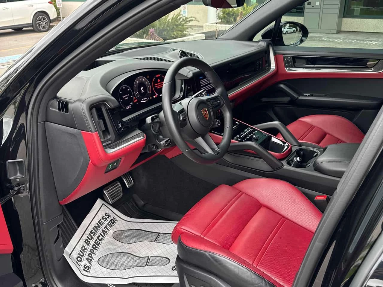 Porsche Cayenne * S * DISTRONIC* 360КАМЕРИ* * ОБДУХВАНЕ* , снимка 5 - Автомобили и джипове - 54411092