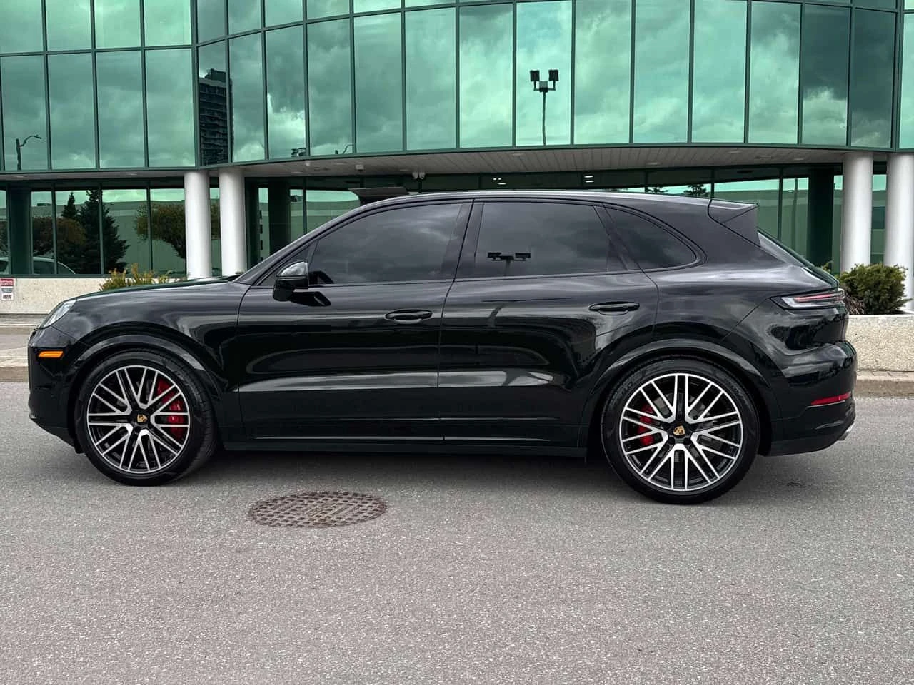 Porsche Cayenne * S * DISTRONIC* 360КАМЕРИ* * ОБДУХВАНЕ* , снимка 2 - Автомобили и джипове - 54411092