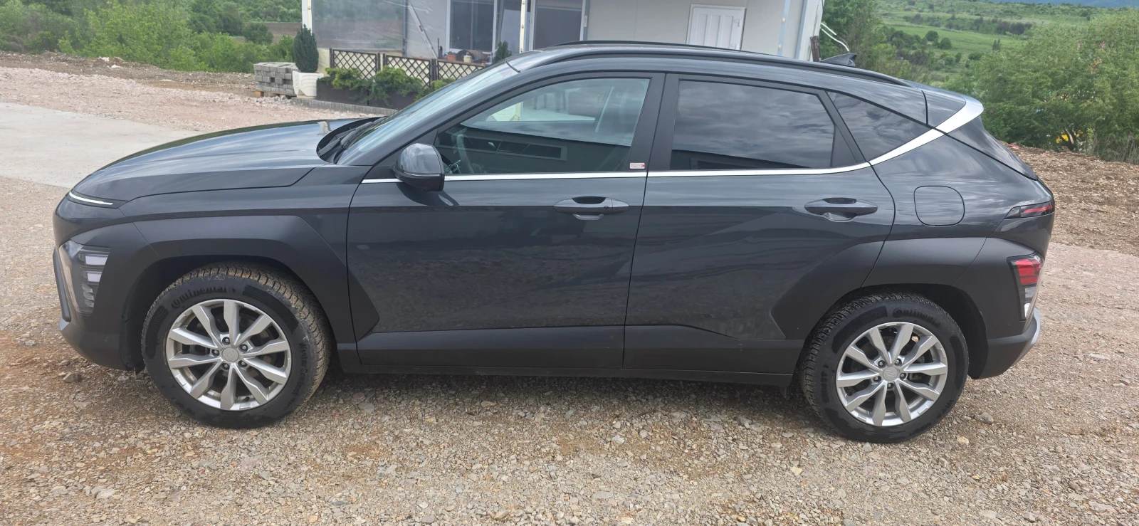 Hyundai Kona Premium Хибрид, снимка 2 - Автомобили и джипове - 55647485