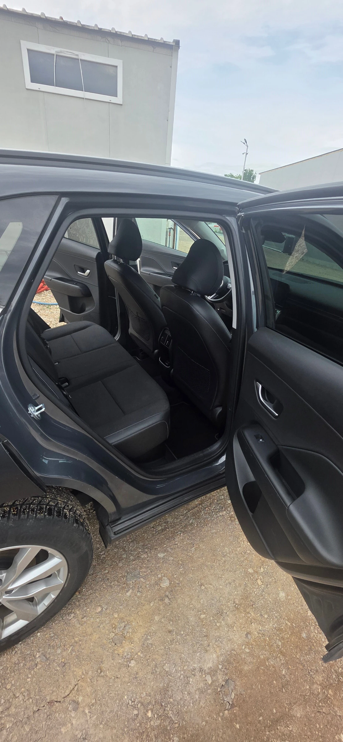 Hyundai Kona Premium Хибрид, снимка 10 - Автомобили и джипове - 55647485