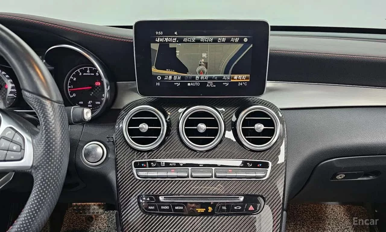 Mercedes-Benz GLC 43 AMG 4MATIC/ХЕДЪП/ПОДГРЕВ/ПАНОРАМА/ПАМЕТ/, снимка 17 - Автомобили и джипове - 56272957