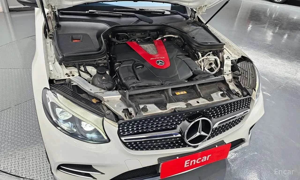 Mercedes-Benz GLC 43 AMG 4MATIC/ХЕДЪП/ПОДГРЕВ/ПАНОРАМА/ПАМЕТ/, снимка 6 - Автомобили и джипове - 56272957