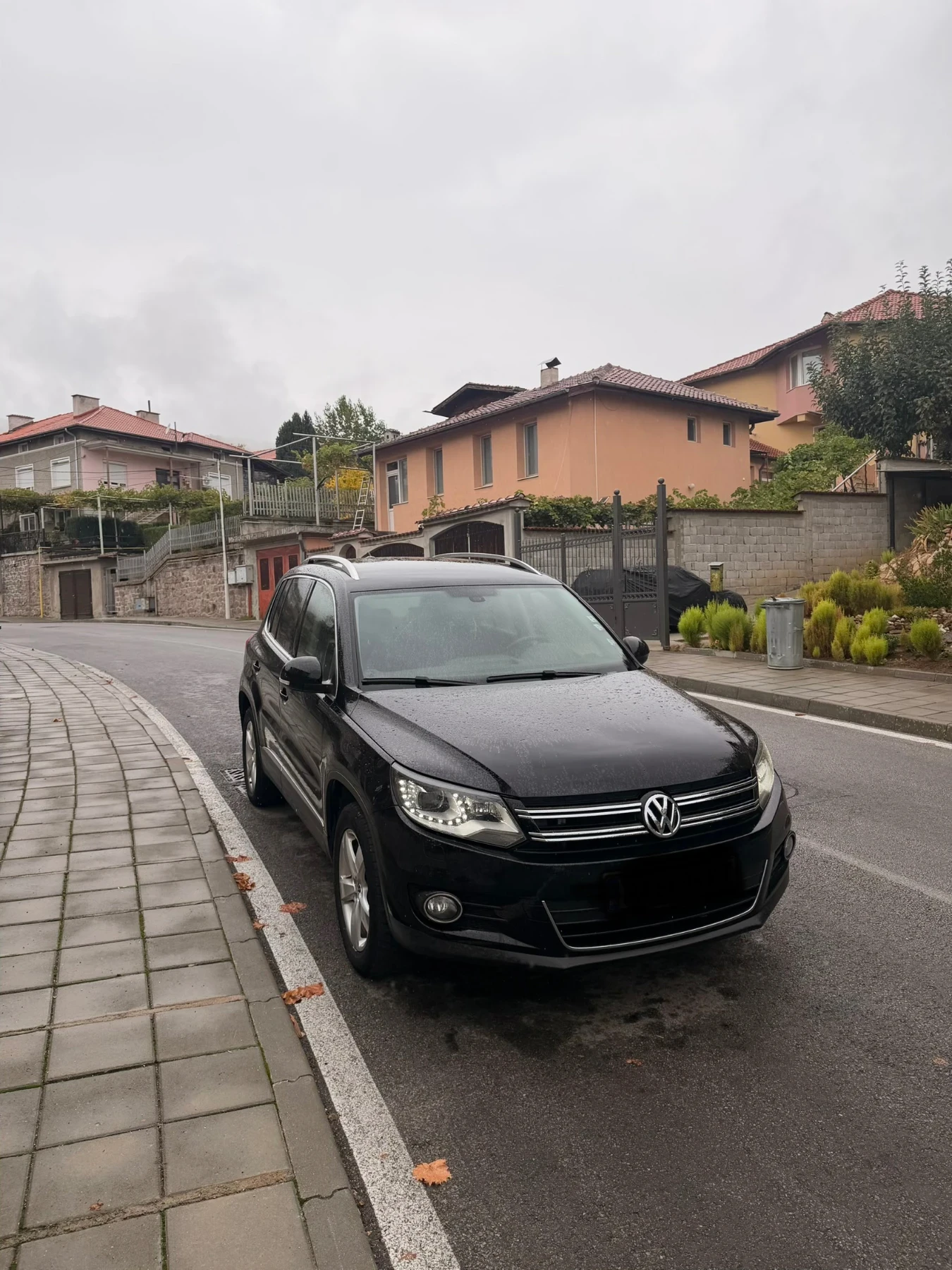 VW Tiguan, снимка 2 - Автомобили и джипове - 56479068