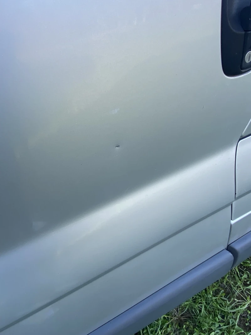 Opel Vivaro, снимка 5 - Бусове и автобуси - 52352802