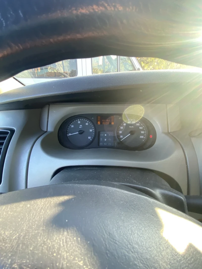 Opel Vivaro, снимка 6 - Бусове и автобуси - 52352802