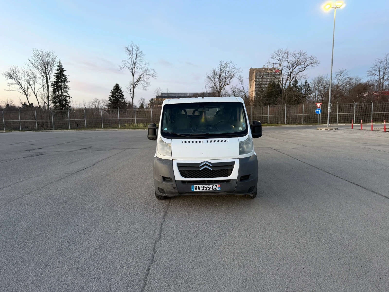 Citroen Jumper 2.2HDI/8+ 1/КЛИМАТИК/ПЕЧКА/ЕЛ.СТЪКЛА/ЦЕНТРАЛНО!, снимка 2 - Бусове и автобуси - 53801783